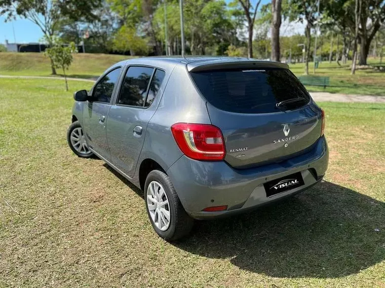 Renault Sandero Cinza 9