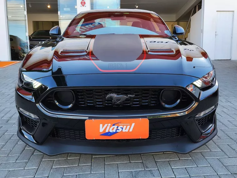 Ford Mustang Preto 3