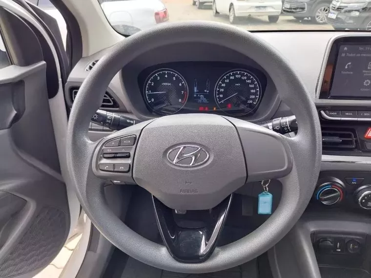 Hyundai HB20S Branco 4