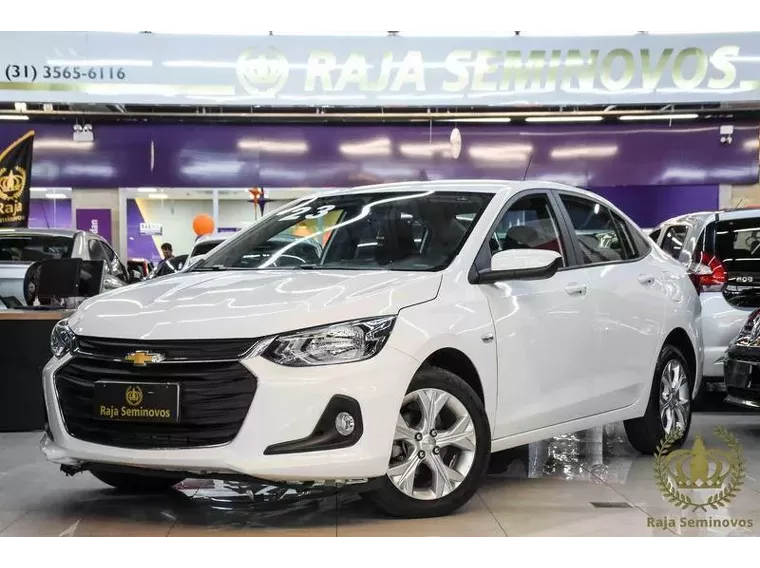 Chevrolet Onix Branco 1