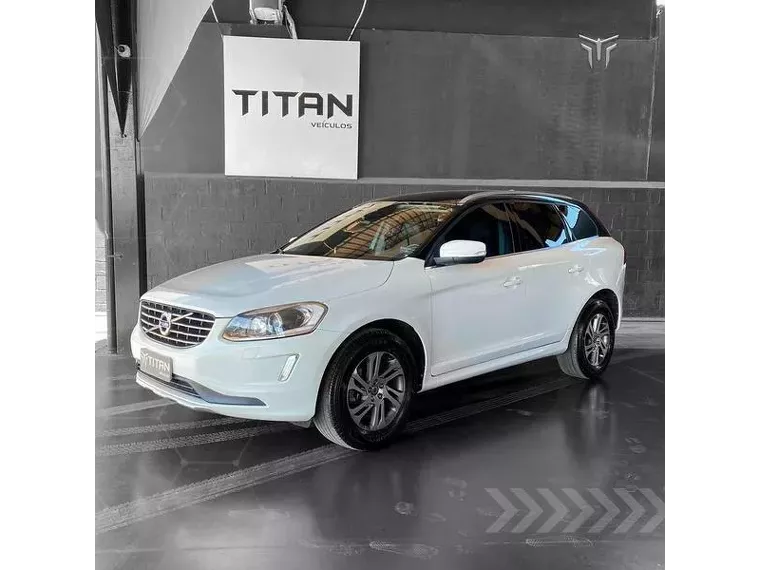 Volvo XC60 Branco 14