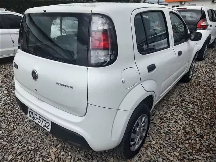 Fiat Uno Branco 4