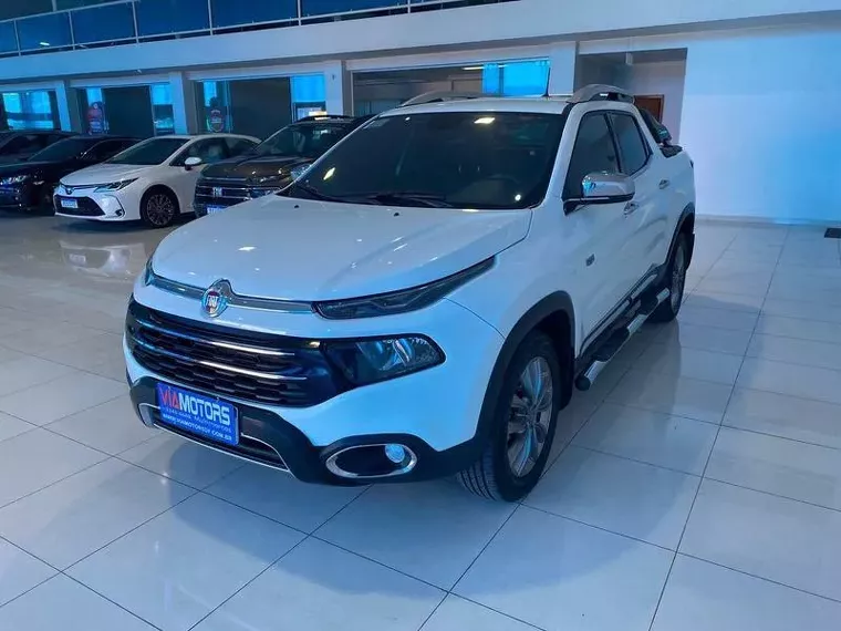 Fiat Toro Branco 3