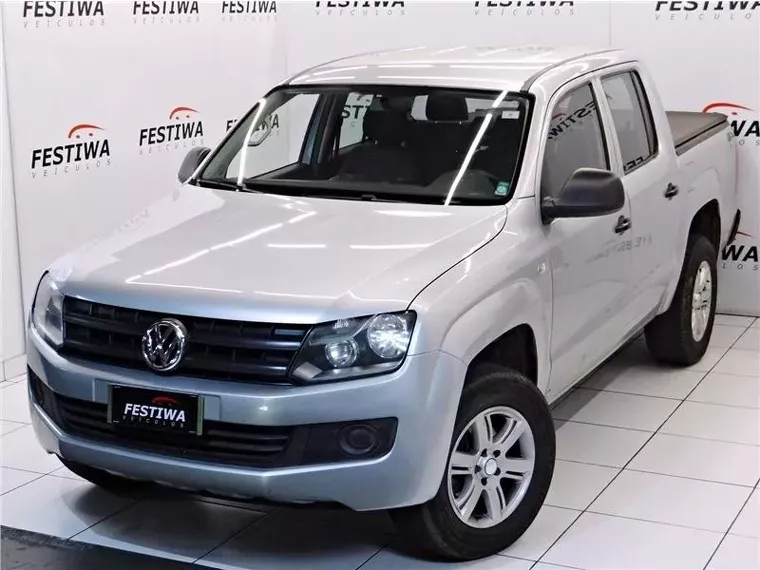 Volkswagen Amarok Prata 1