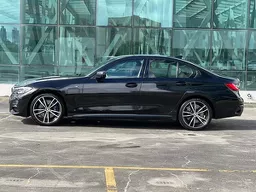BMW 330e