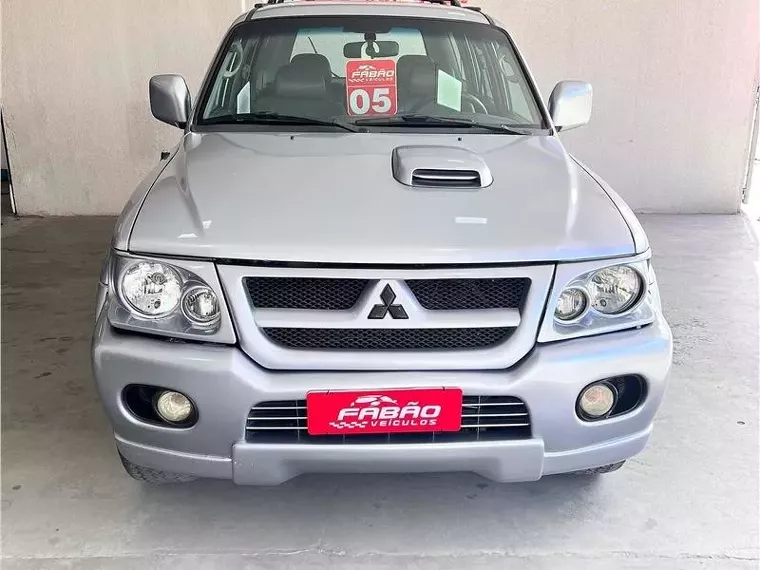 Mitsubishi Pajero Sport Prata 5