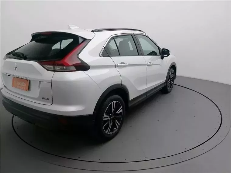 Mitsubishi Eclipse Cross Branco 6