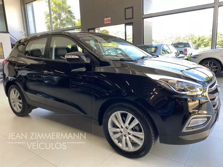 Hyundai IX35 Preto 6