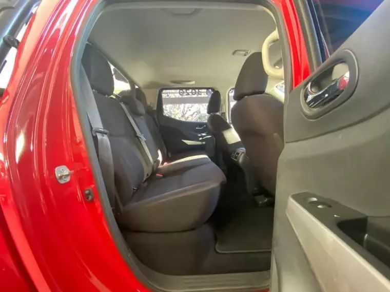 Nissan Frontier Vermelho 4