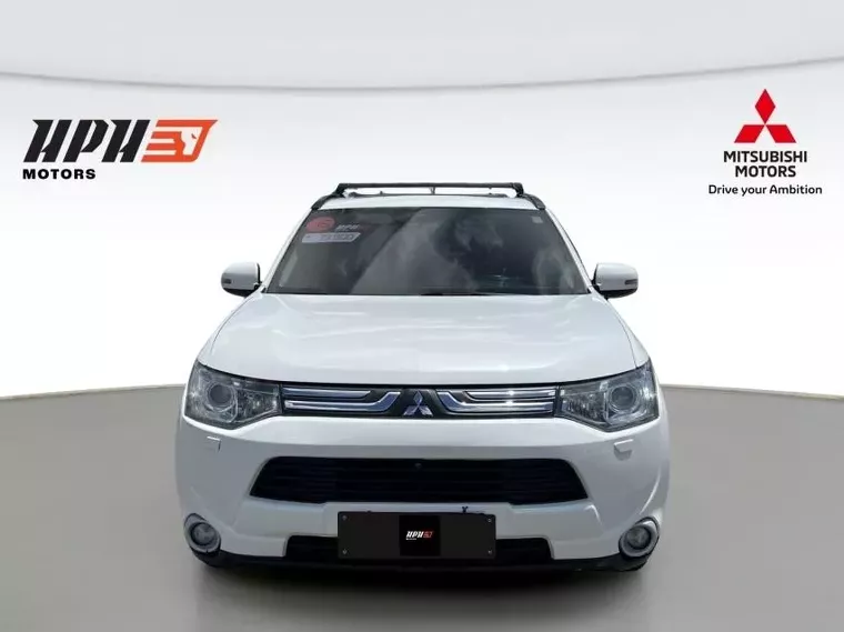 Mitsubishi Outlander Branco 5