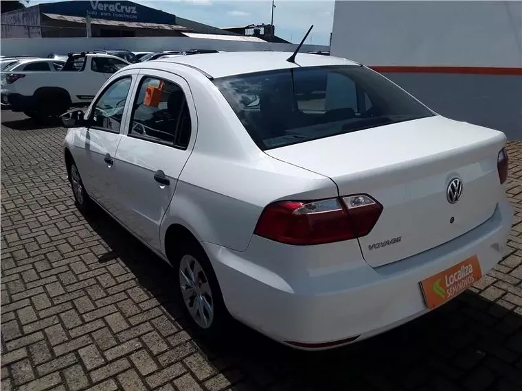 Volkswagen Voyage Branco 7