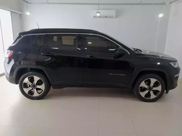 Jeep Compass Preto 11