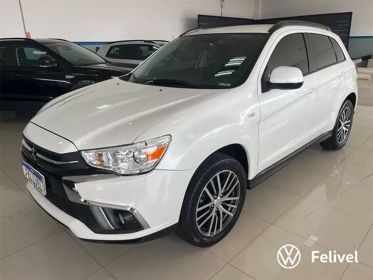 Mitsubishi ASX Branco 9