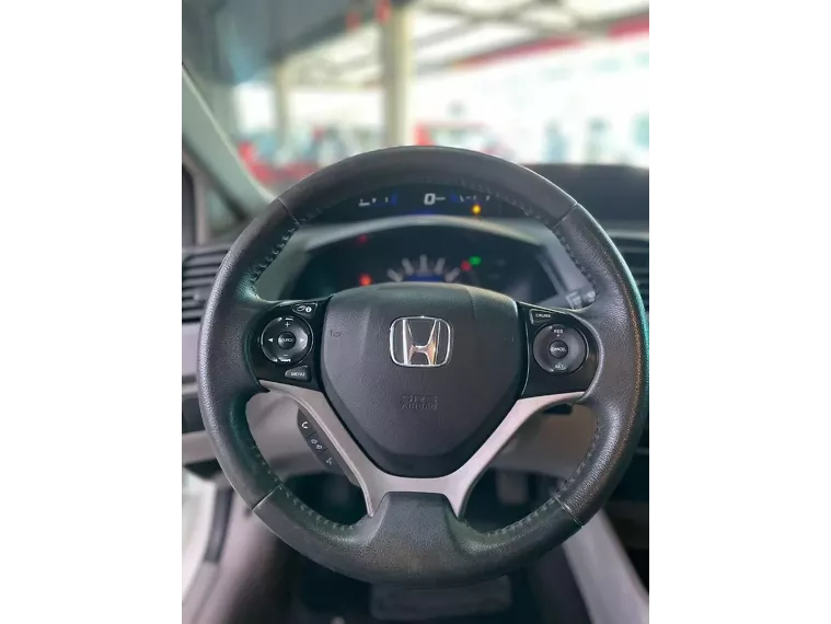 Honda Civic Branco 2