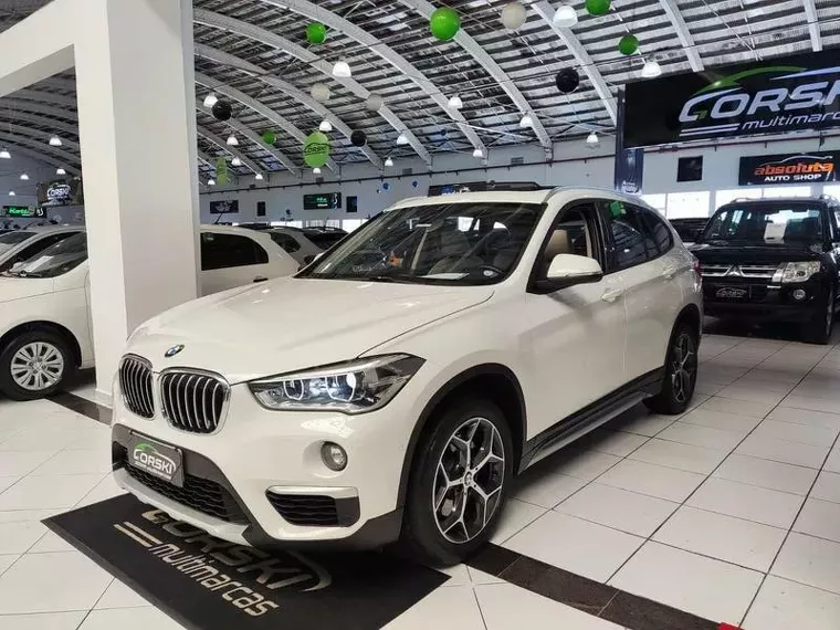 BMW X1 Branco 7