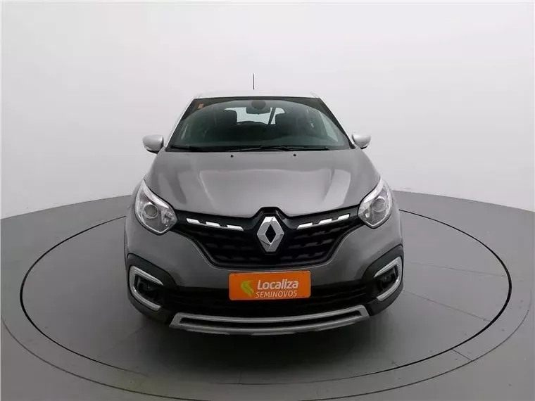 Renault Captur Cinza 16