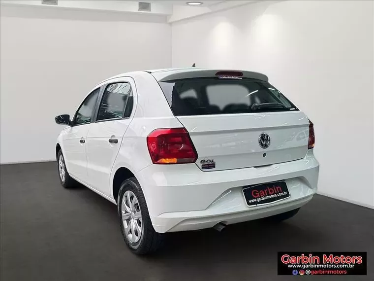 Volkswagen Gol Branco 4