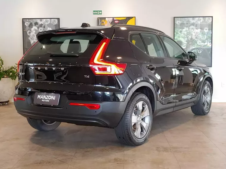 Volvo XC40 Preto 11