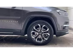 Jeep Commander
