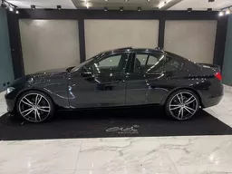 BMW 328i