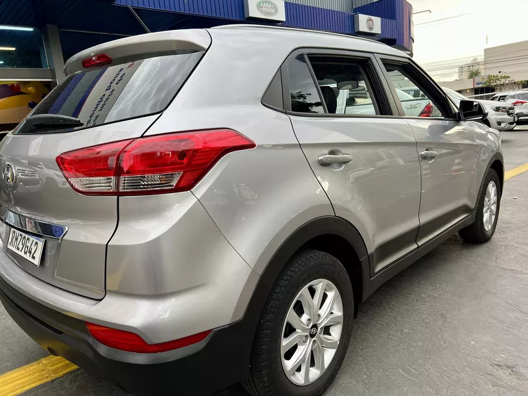 Hyundai Creta Prata 5