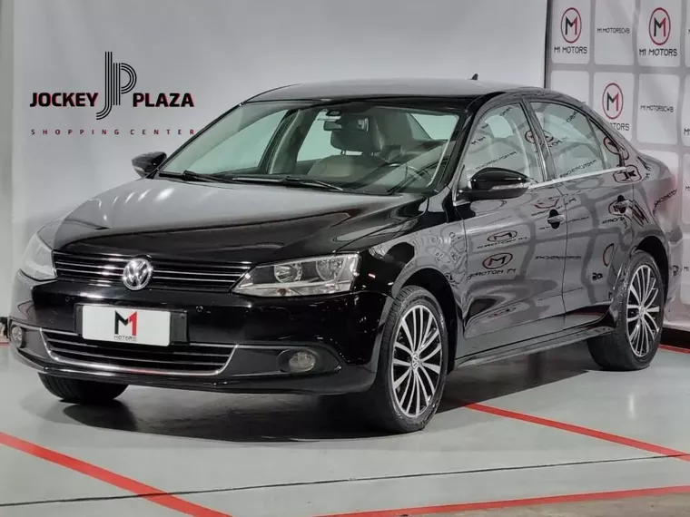 Volkswagen Jetta Preto 12