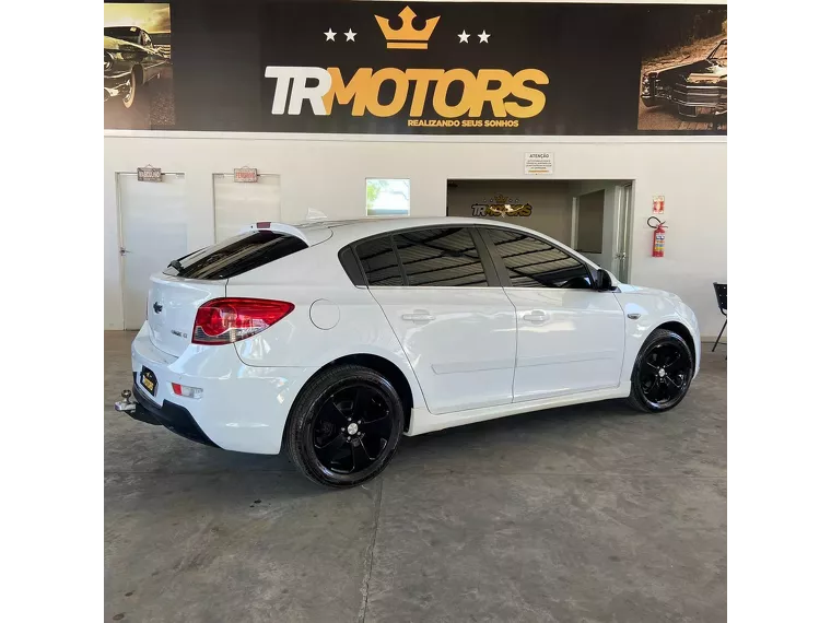 Chevrolet Cruze Branco 10