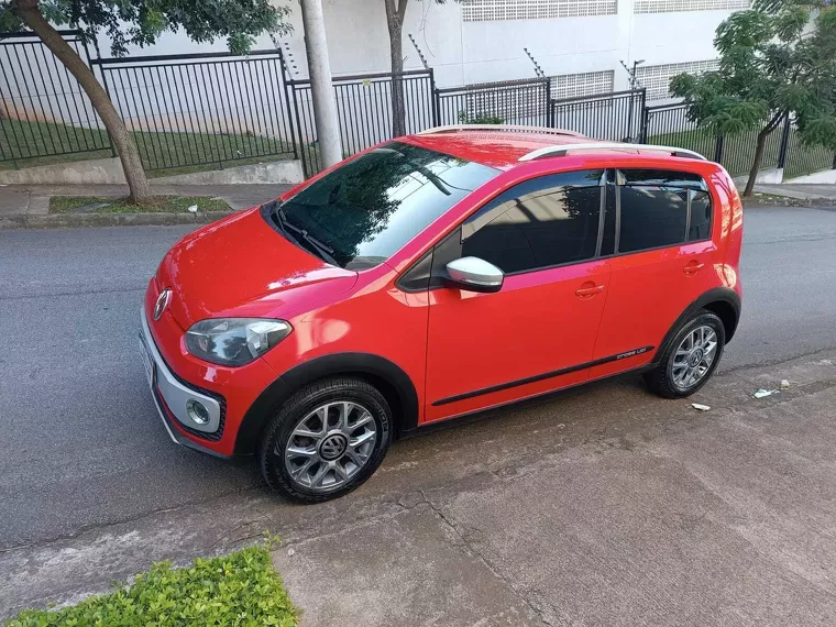 Volkswagen UP Vermelho 2