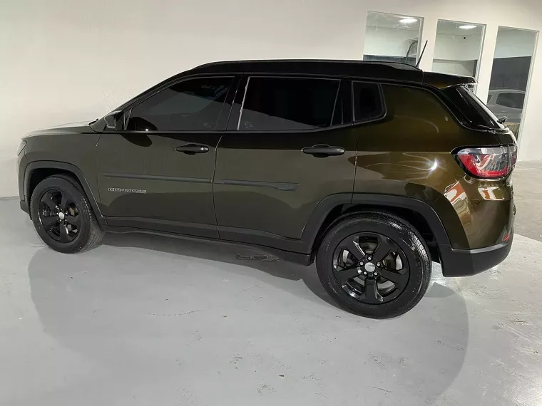 Jeep Compass Marrom 4