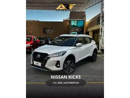 Nissan Kicks Play