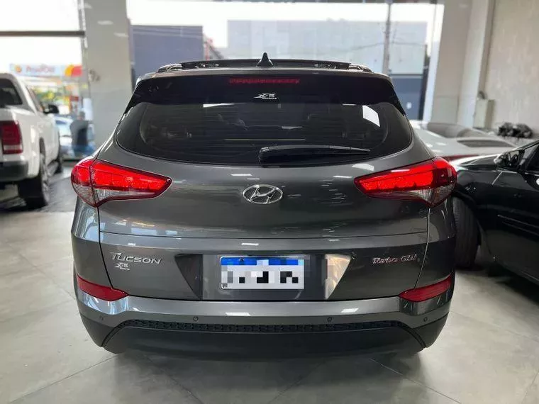 Hyundai Tucson Cinza 1