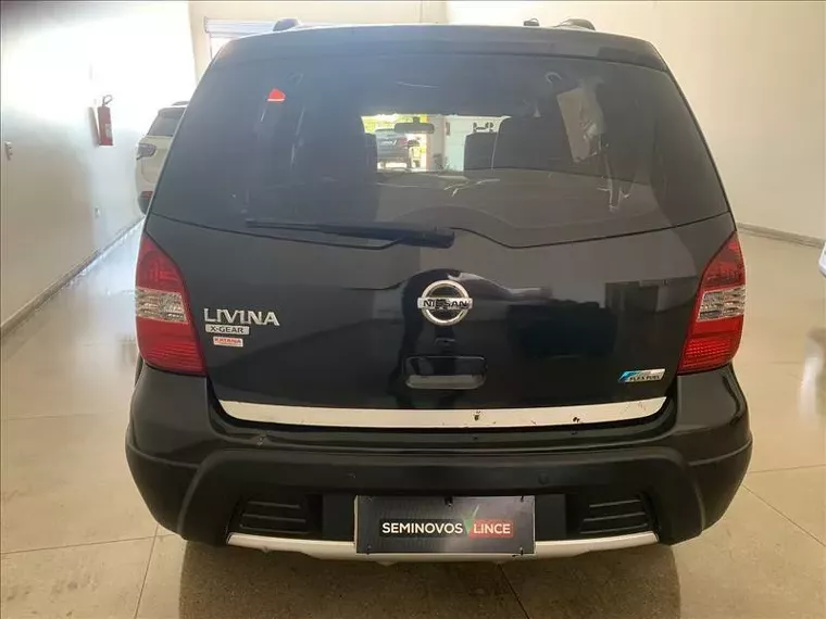 Nissan Livina Preto 6