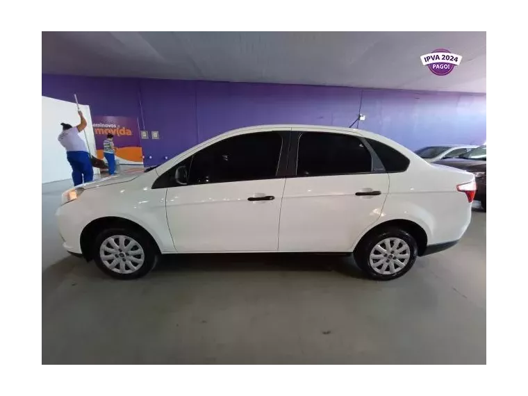 Fiat Grand Siena Branco 3