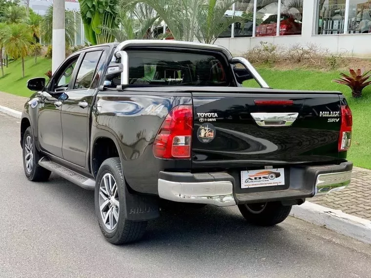 Toyota Hilux Preto 3