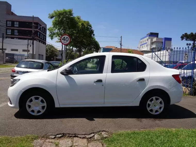 Renault Logan Branco 4