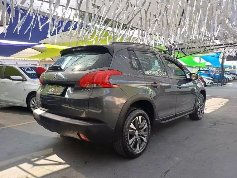 Peugeot 2008 Cinza 7