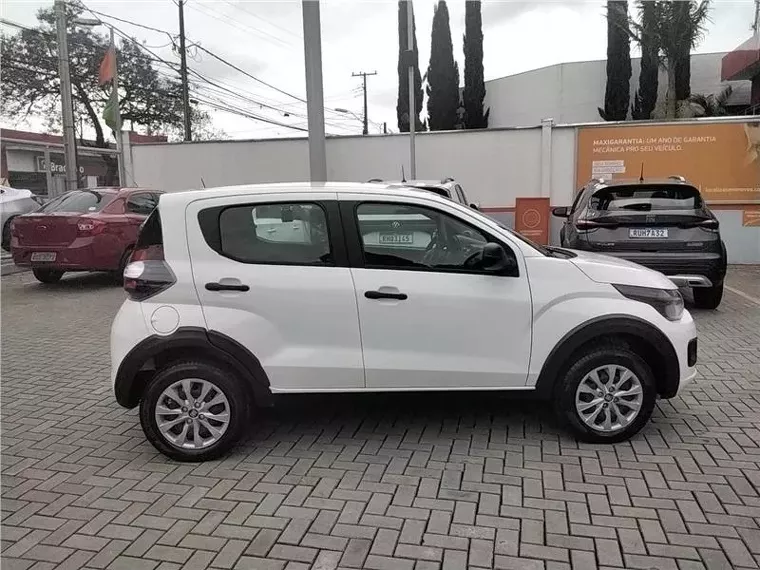 Fiat Mobi Branco 11