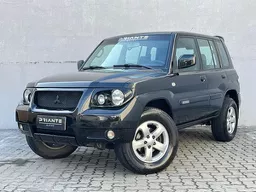 Mitsubishi Pajero TR4