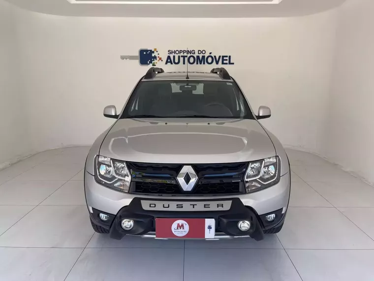 Renault Duster Prata 18