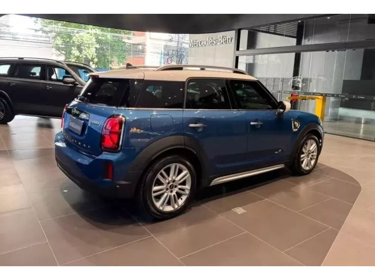 Mini Countryman Azul 3