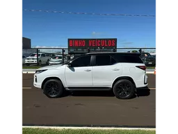Toyota Hilux SW4