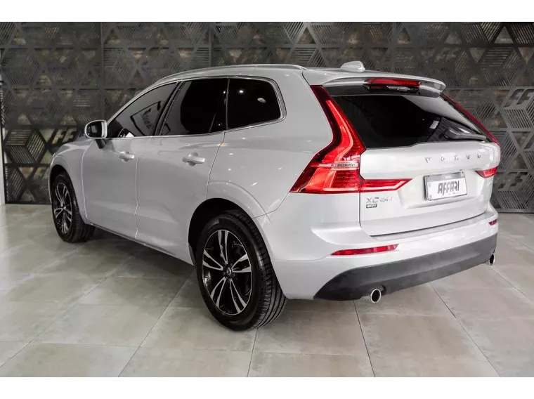 Volvo XC60 Prata 5