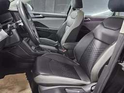 Volkswagen Taos