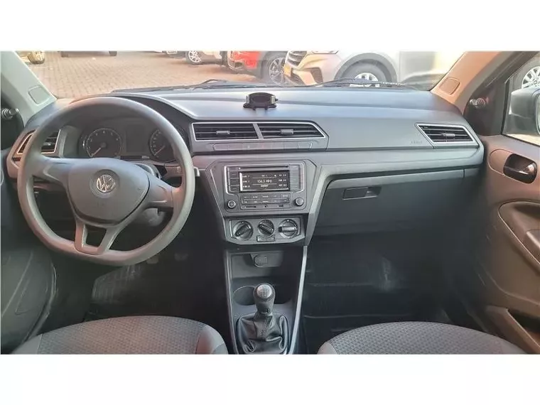 Volkswagen Gol Cinza 4