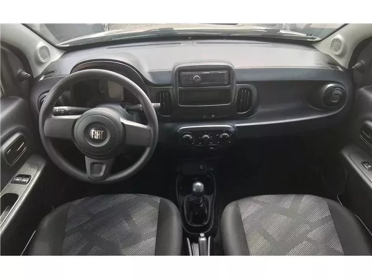 Fiat Mobi Prata 1