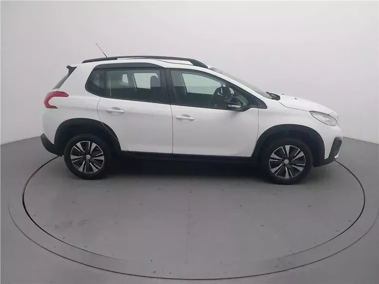 Peugeot 2008 Branco 6