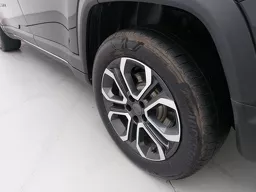 Jeep Commander