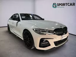 BMW 330i