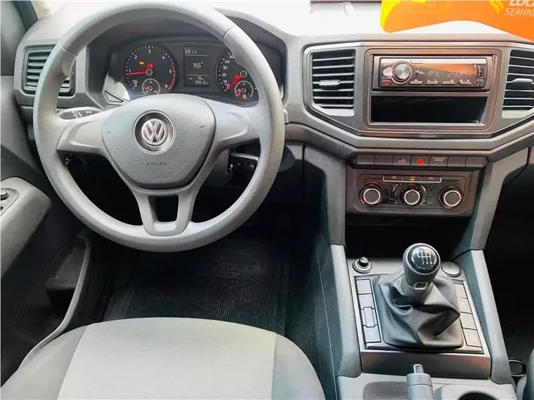 Volkswagen Amarok Preto 6