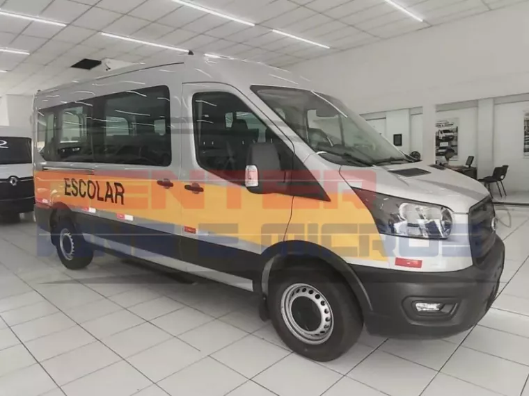 Ford Transit Prata 7